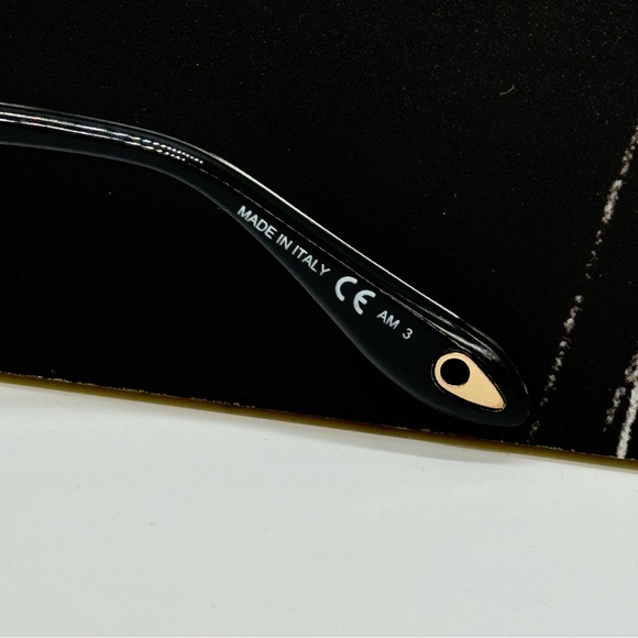 NEW GIVENCHY GV7094/S 0807 SUNGLASSES, GIVENCHY WOMEN BUTTERFLY SUNGLASSES - Picture 8 of 9